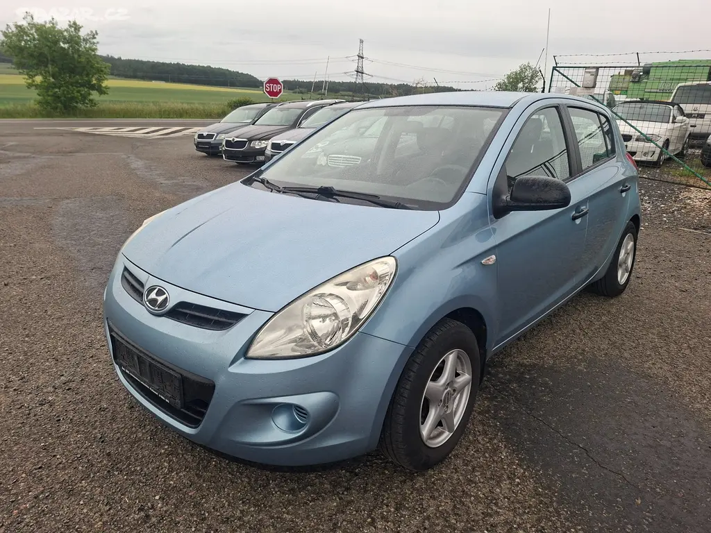 Hyundai i20